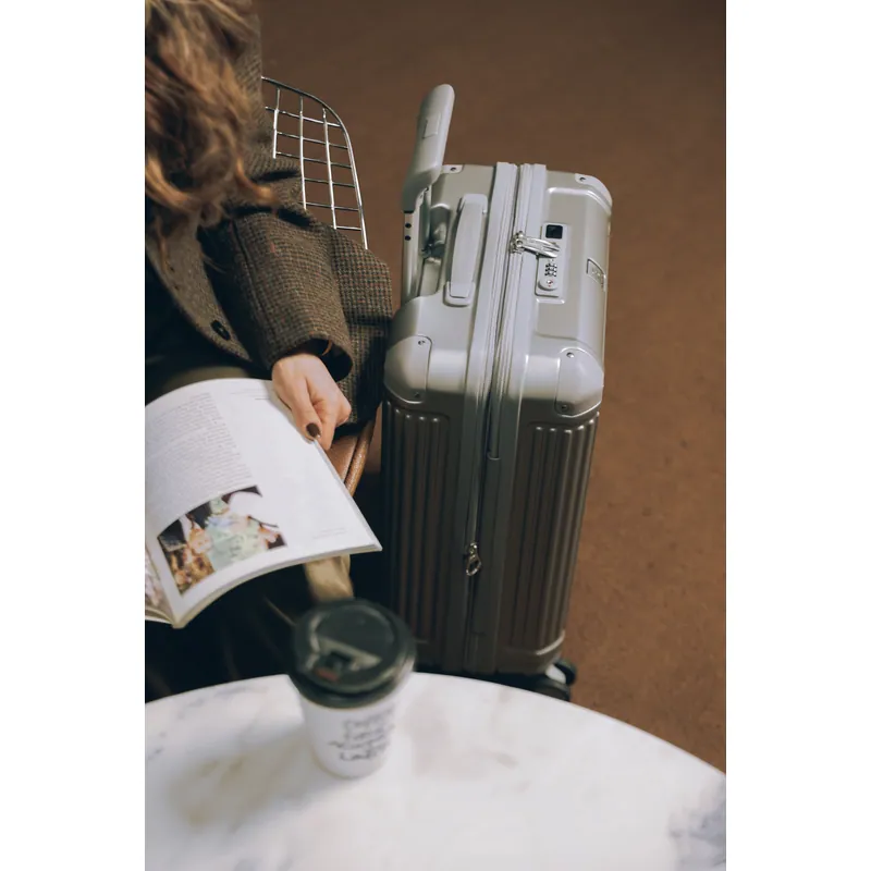 executive-lifestyle-silver-03
